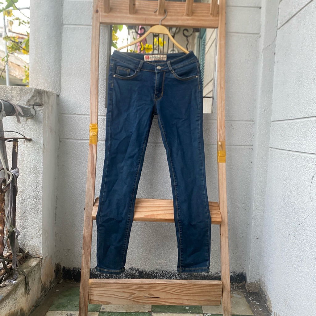 2hand quần jean eo 68cm dài 90cm mã 305