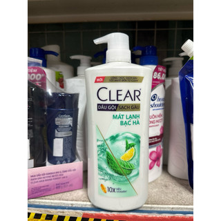 Dầu gội Clear sạch gàu mát lạnh Bạc Hà 880g.