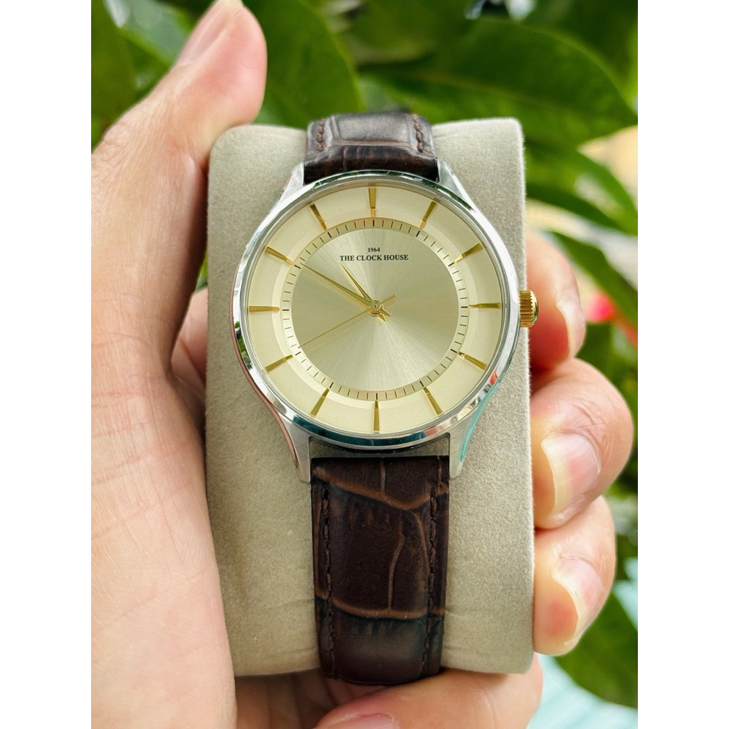 Đồng hồ The Clock House 1964 quartz dial 2 lòng, mặt mỡ gà chải tia đồng tâm, độ mới hoàn hảo