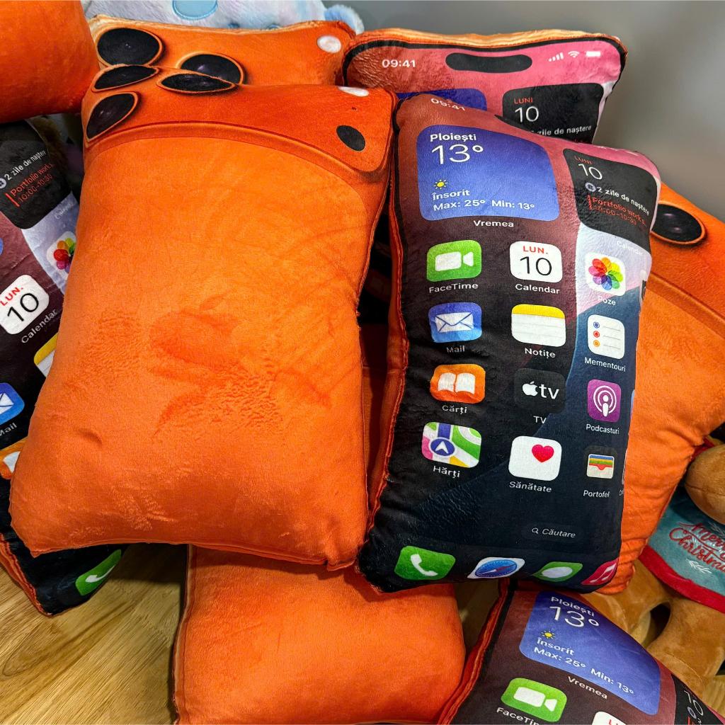 Gấu Bông Ip 17 Pro.Max Gối Ôm Màu Cam Siêu Hot Là Quà Tặng Cho Bạn Cực Ngầu Nhiều Kích Thước Hàng Loại 1