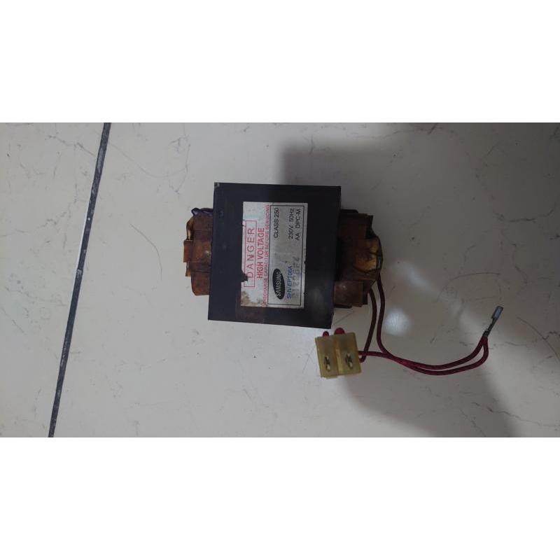 Biến áp cao áp lò vi sóng samsung me731k SHV-EPT06A