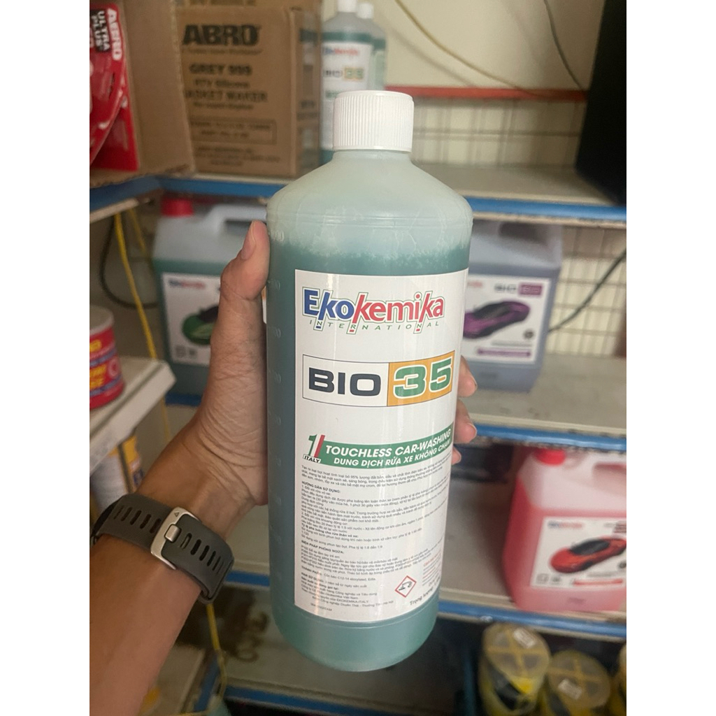Dung dịch rửa xe không chạm BIO 35