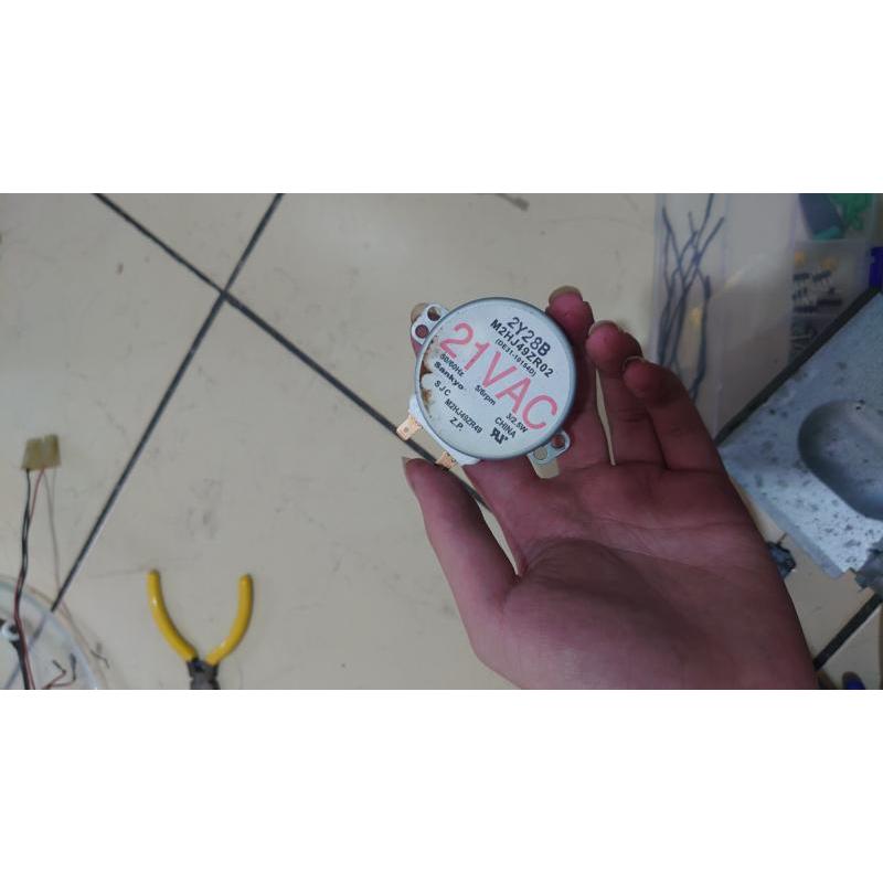 Mô tơ motor bàn xoay M2HJ49ZR02 lò vi sóng samsung me731k