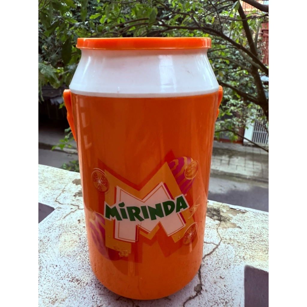 Phích đá 1.5 lít (màu cam) Mirinda