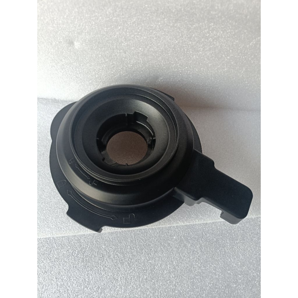 nắp nhựa to của Máy làm sữa hạt tefal BL967B66