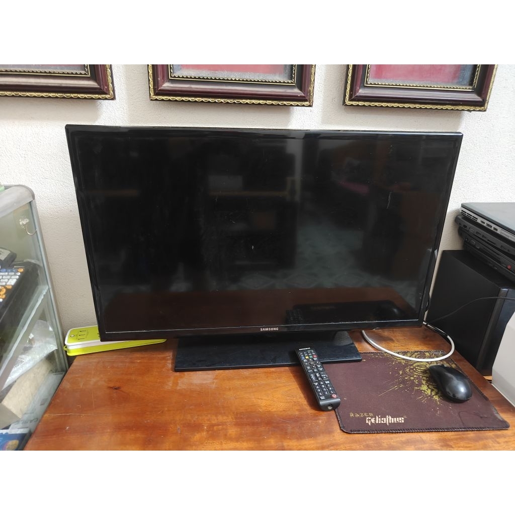 Tivi samsung 32inch led thường - hàng cũ đẹp thanh lý