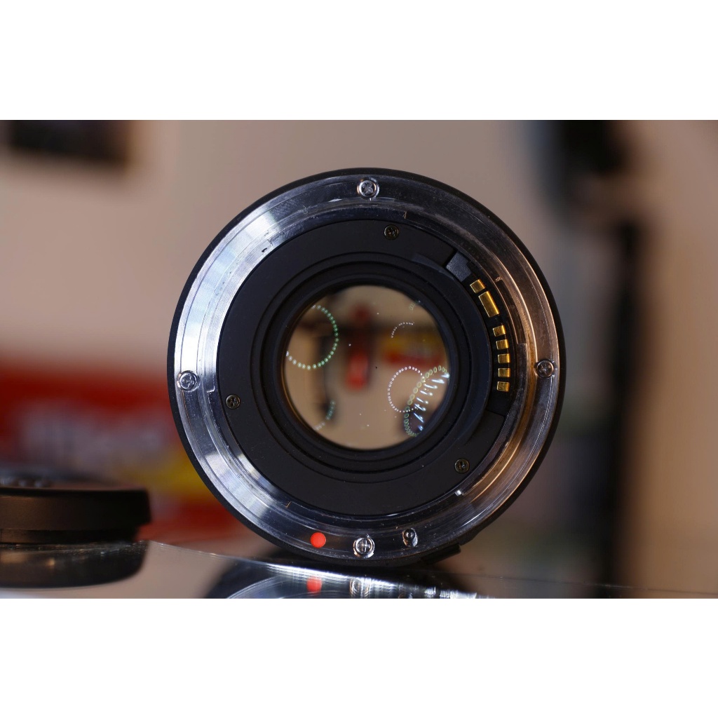 (Thanh lý) Lens canon Sigma 18-50mm f2.8 (Af chạy - thấu kính trong sạch - có 1 điểm mốc - Chỉ chụp f2.8) - Lens máy ảnh