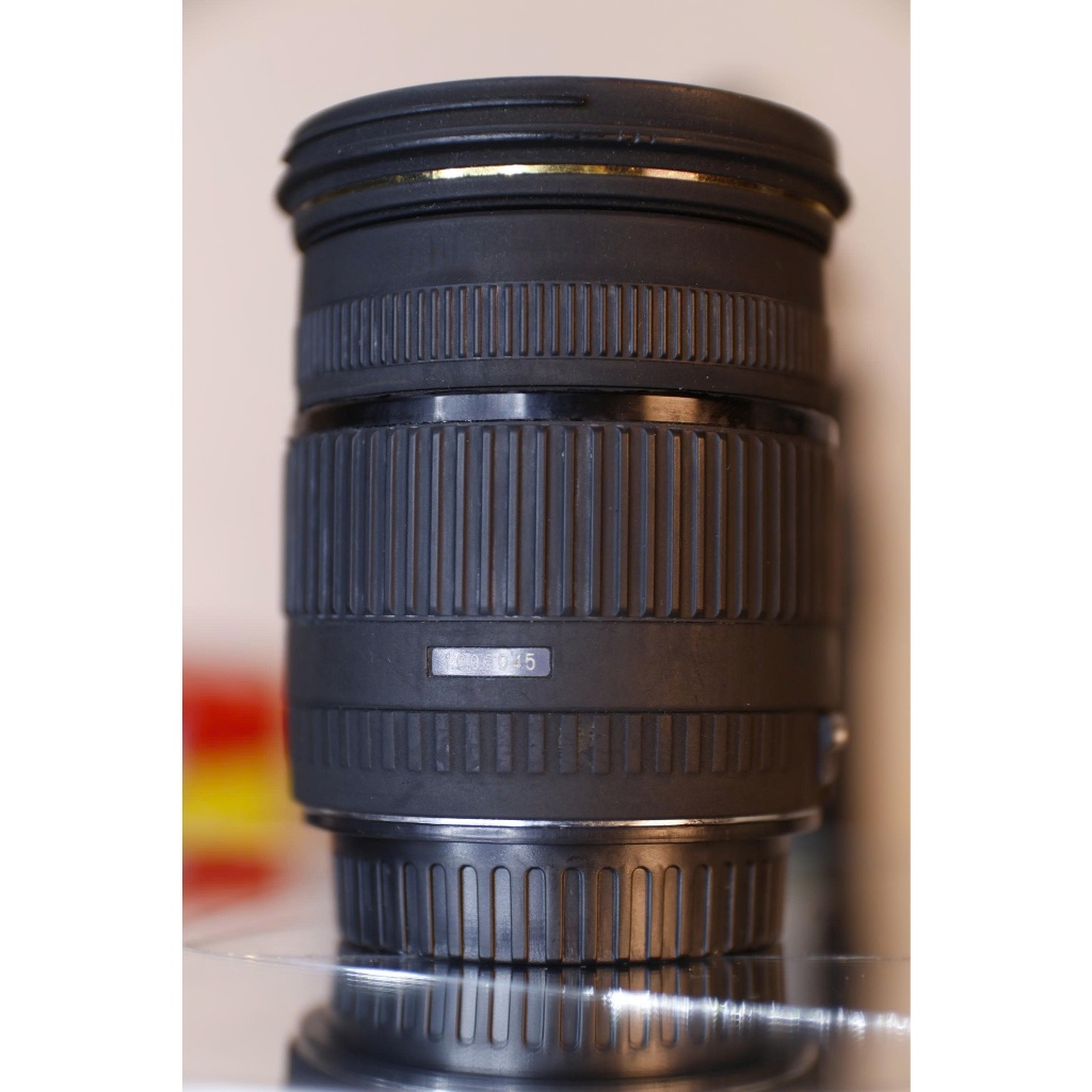 (Thanh lý) Lens canon Sigma 18-50mm f2.8 (Af chạy - thấu kính trong sạch - có 1 điểm mốc - Chỉ chụp f2.8)