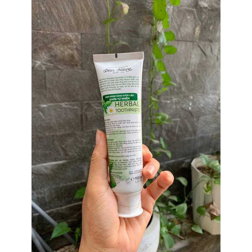 Kem đánh răng Dear Nature thảo dược