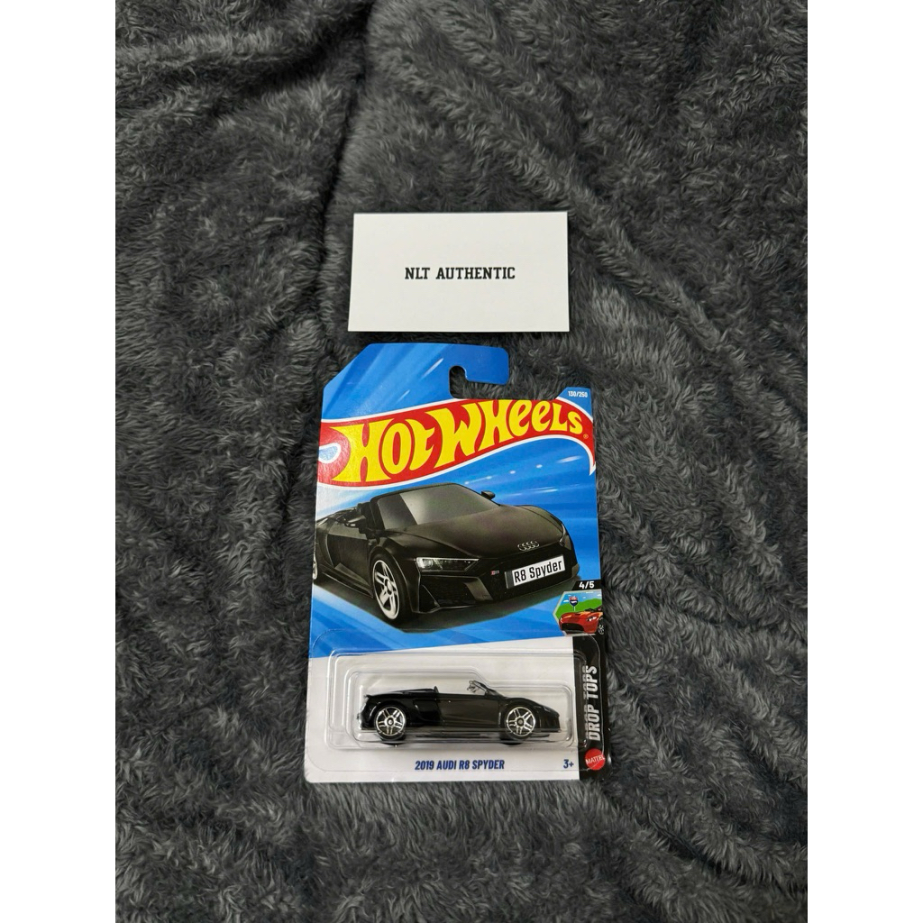 Xe Hot Wheels 2019 AUDI R8 SPYDER Black