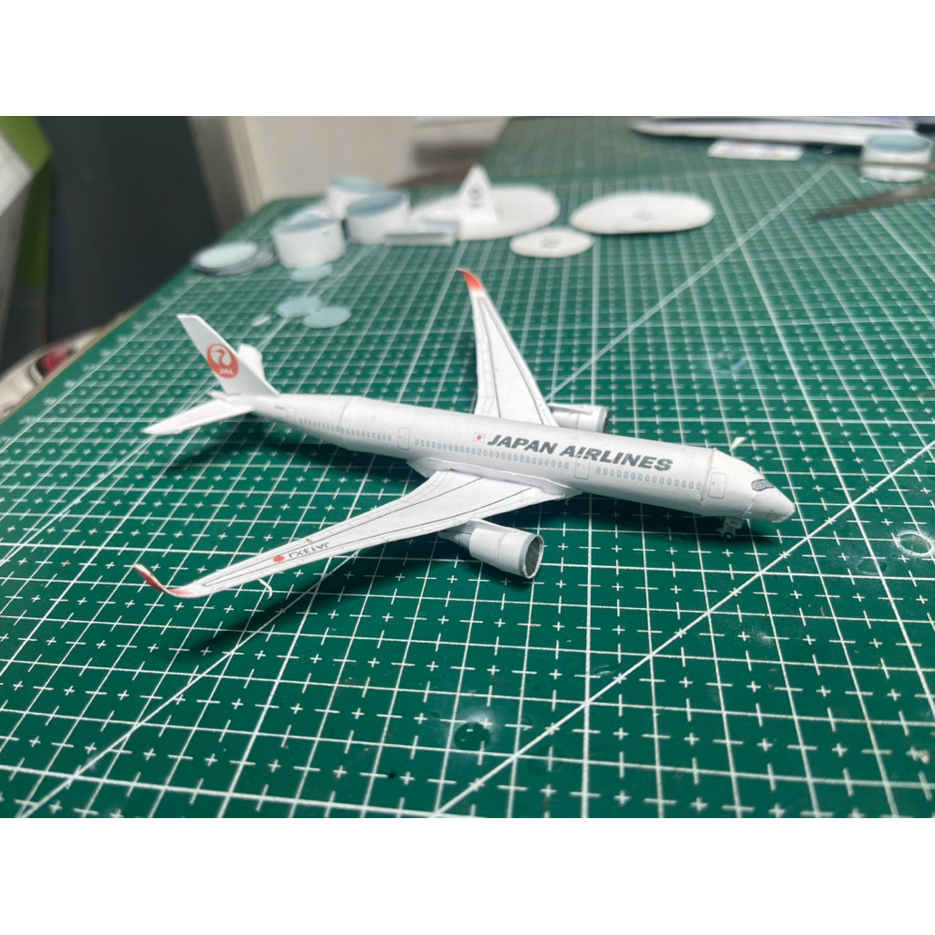 A350-900 Japan Airlines tỉ lệ 1/400 mô hình giấy(đọc lưu ý)