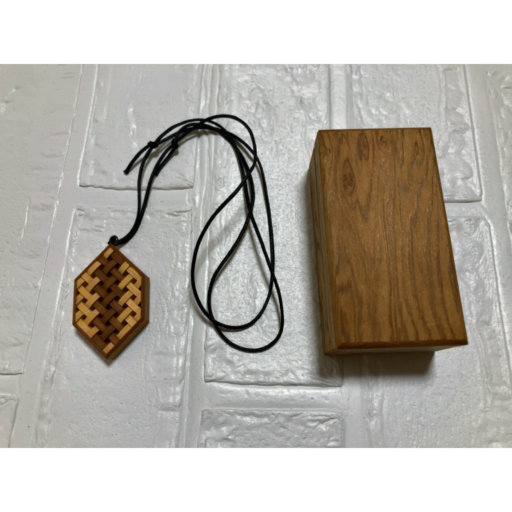 Kumiko Wooden Artwork Keychain Accessory Sculpture Object Japan Tochigi with box