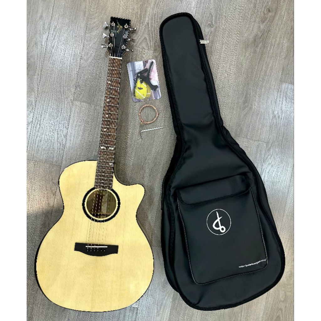 Thuận Guitar AT02CX Custom 10th 2025 Với Hình Inlays Trên Mặt Phím Được Khảm Bằng Gỗ Tặng Full Phụ K