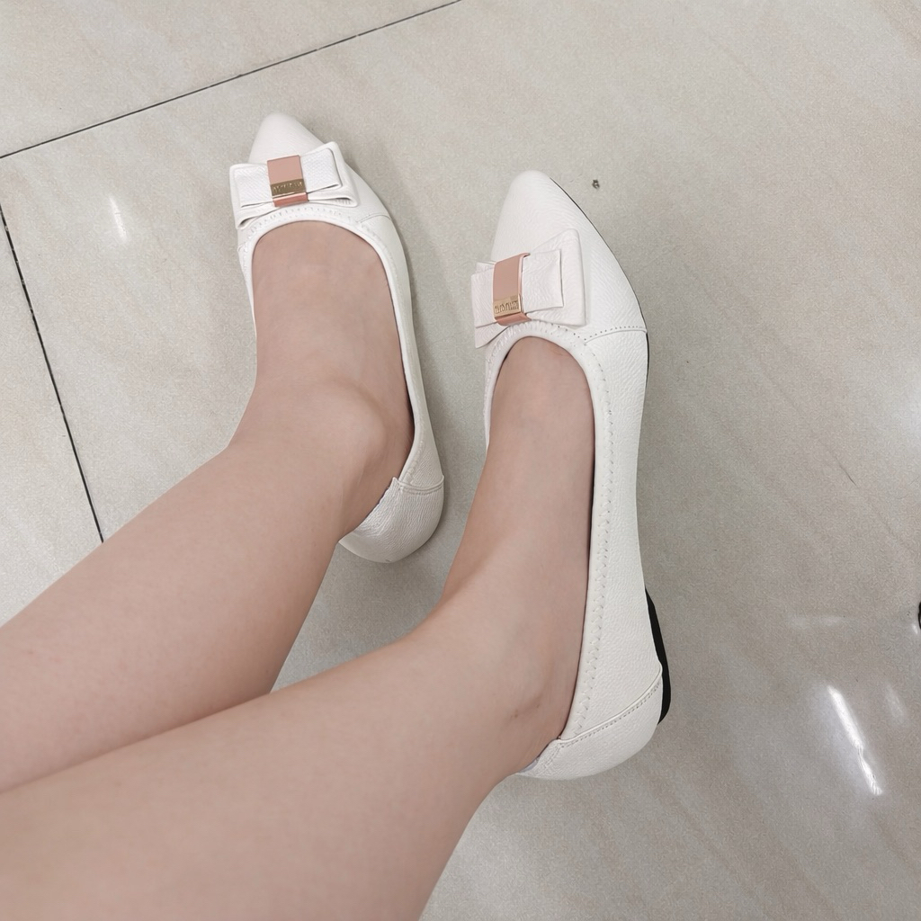 GIÀY BÚP BÊ DA MIUMIU MŨI NHỌN