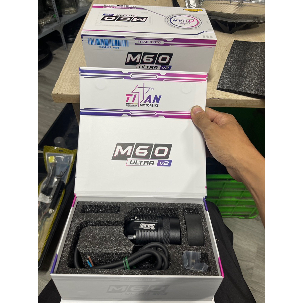 Đèn trợ sáng titan M60 v2