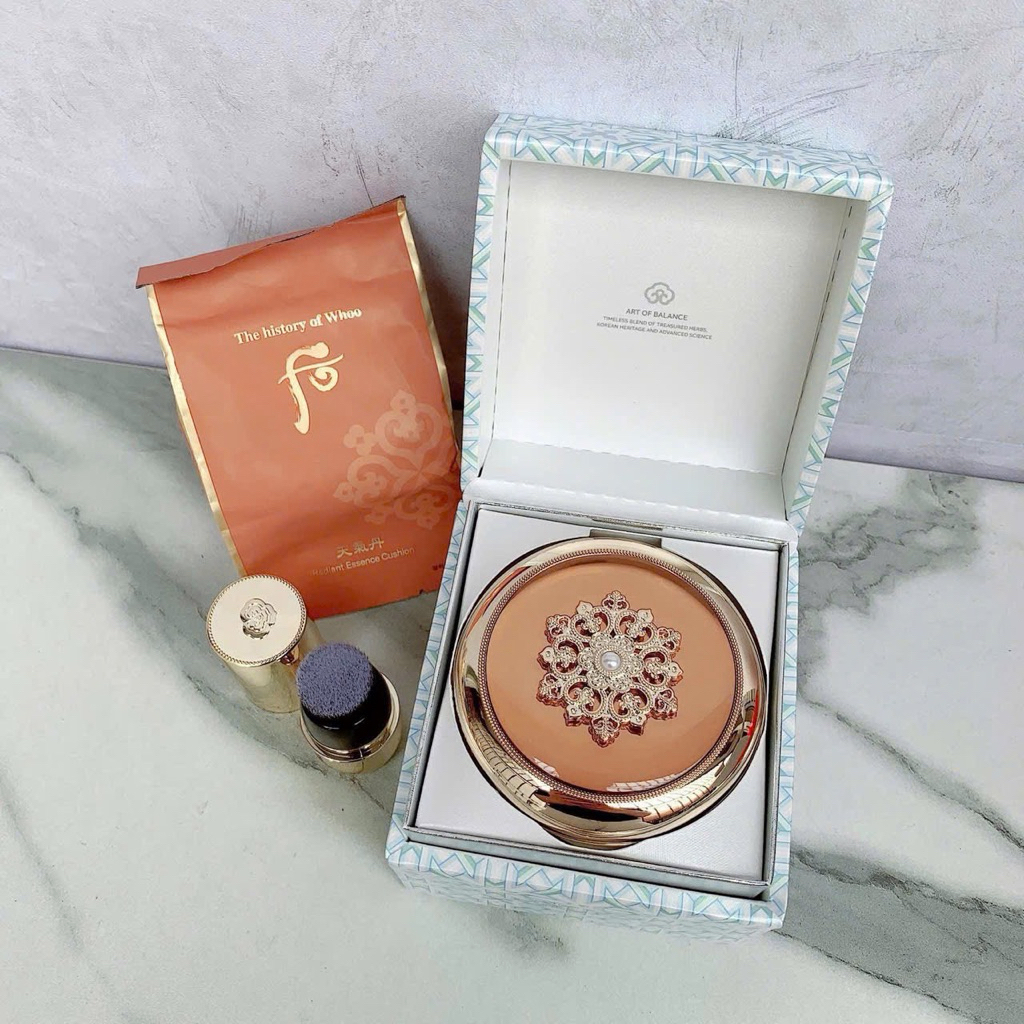 set cushion whoo hoa hiên gồm 1 cúhion,1 refill+1 cọ nền