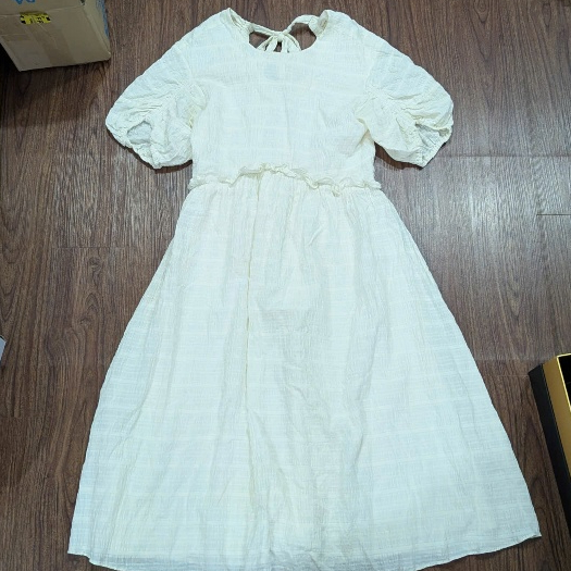 Đầm nữ màu trắng kem tay phồng dáng xòe, đầm lolita hàng si, váy xô nữ thanh lý, đầm xô