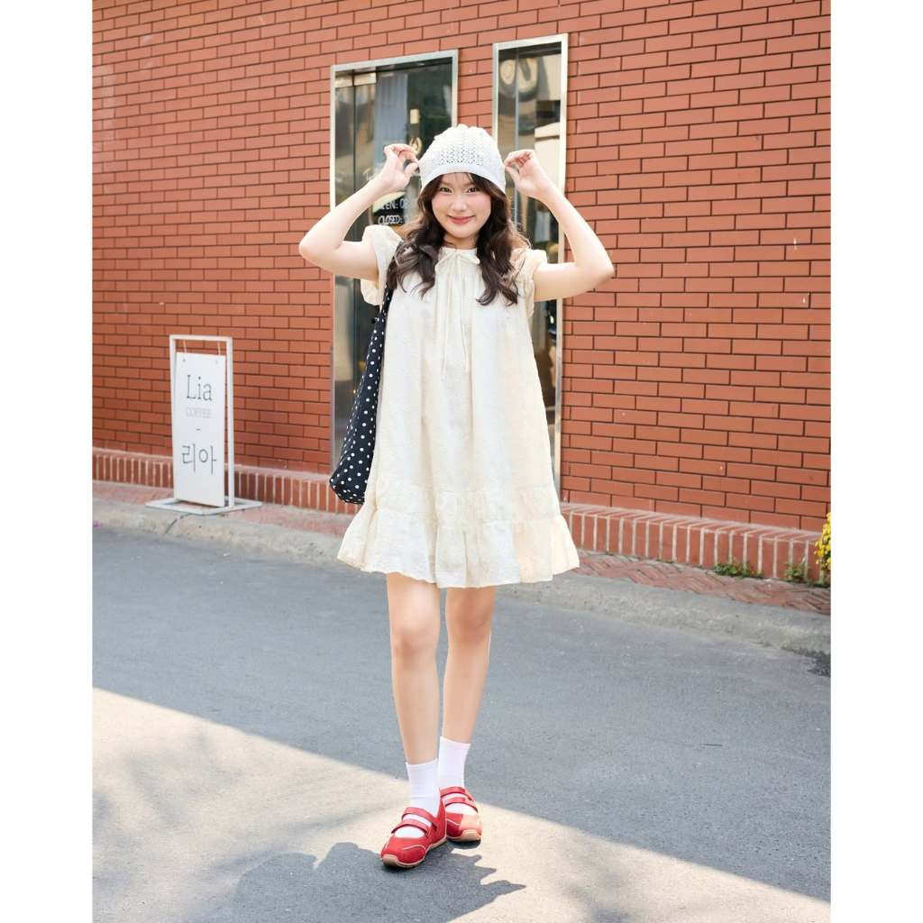 Đầm babydoll nữ tay cánh tiên THE C.I.U, đầm xô thêu hoa form suông xòe nữ tính – Blossom Dress | BigBuy360 - bigbuy360.vn