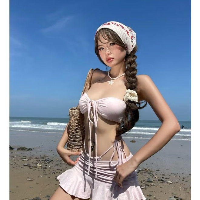 Bikini đi biển áo bản ngang rút dây trước ngực quần kín mông ( che tên sp) | BigBuy360 - bigbuy360.vn