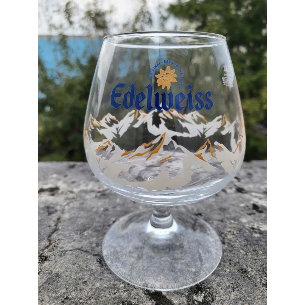 Ly thủy tinh edelweiss chân lùn