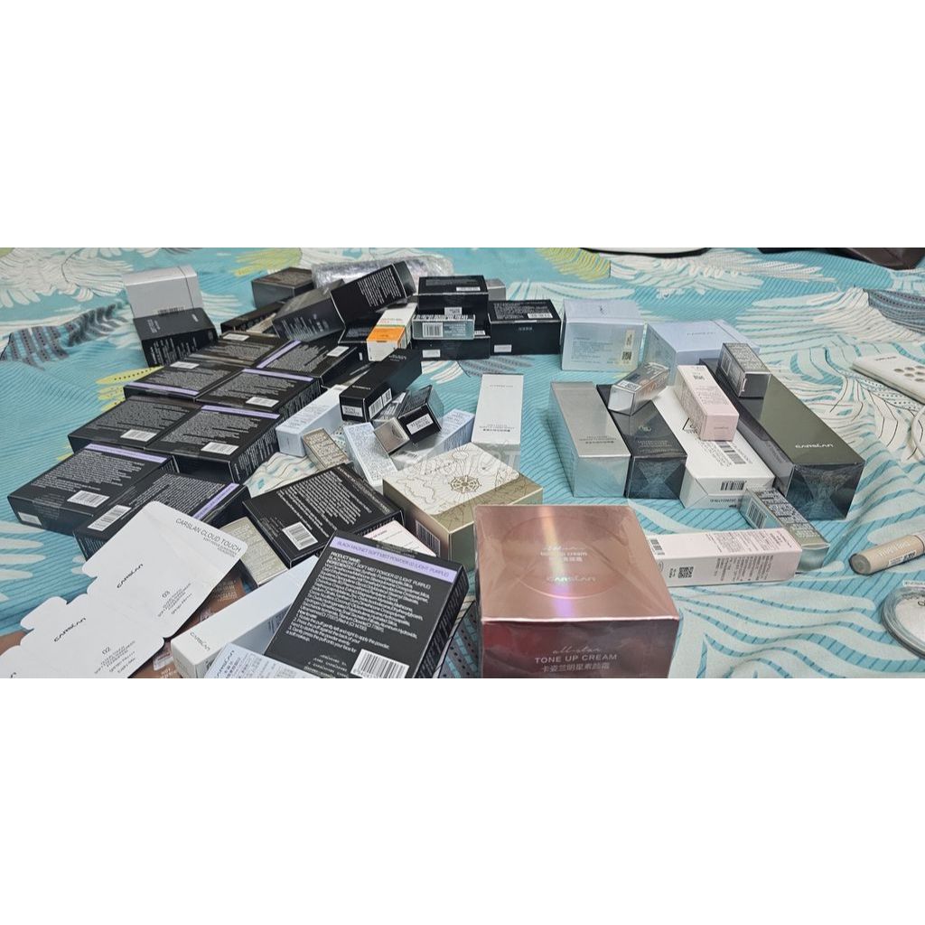 Phấn phủ carlan date 2028