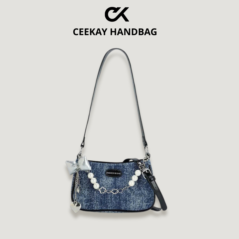 Sẵn Hàng💋𝘾𝙀𝙀𝙆𝘼𝙔 𝙃𝘼𝙉𝘿𝘽𝘼𝙂💋 Chính Hãng-Túi Xách Nữ Đeo Chéo Chất Daim Phối Charm Nơ Kèm Dây Ngọc Trai Phong Cách Sang Trọng