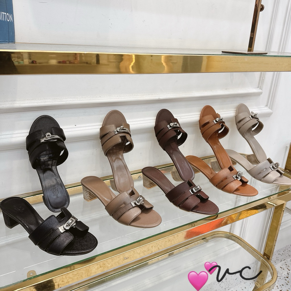 HÀNG VỀ!!Guốc HM gót gỗ 5cm siêu xinhh