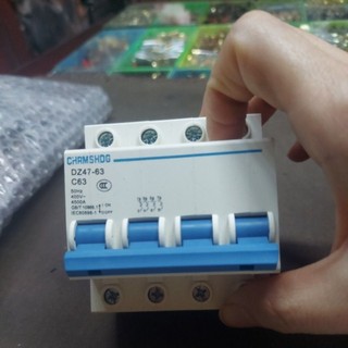 Aptomat CB 4 Pha - C 63A