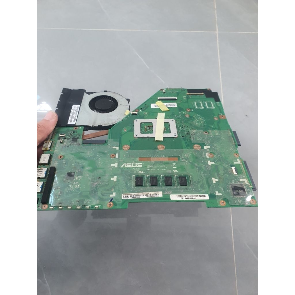 Main laptop asus x550 chip i3