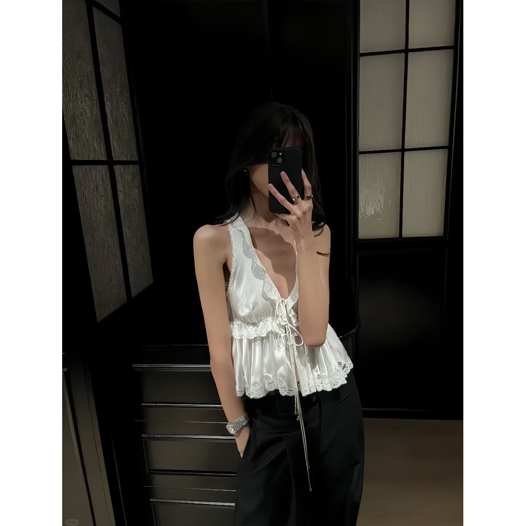 Áo hai dây ren nữ dáng peplum nhẹ thiết kế cổ V gợi cảm, Áo Kiểu tiểu thư sang chảnh Hottrend 2026- XM Minh Phúc | BigBuy360 - bigbuy360.vn