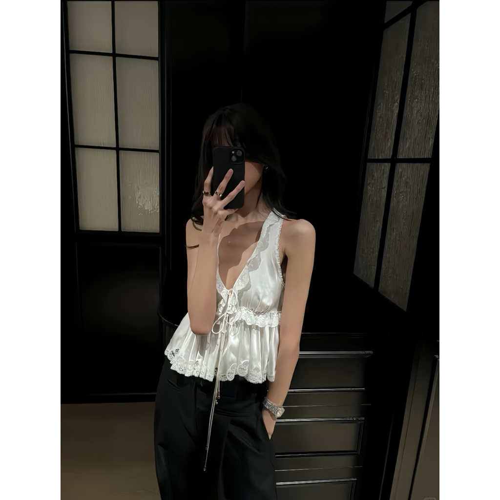 Áo hai dây ren nữ dáng peplum nhẹ thiết kế cổ V gợi cảm, Áo Kiểu tiểu thư sang chảnh Hottrend 2026- XM Minh Phúc | BigBuy360 - bigbuy360.vn