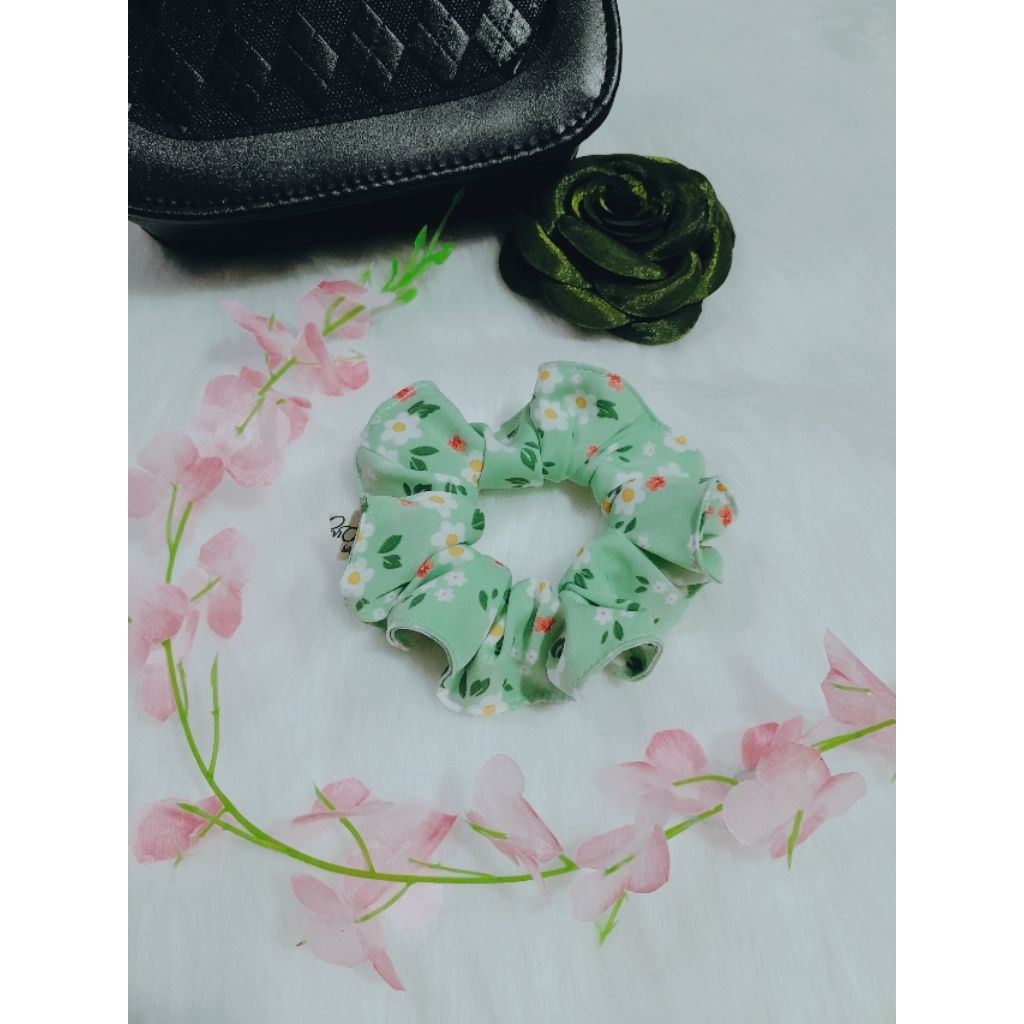 Sét 5 Crunchie lụa cao cấp dễ thương ( màu ngẫu nhiên  , màu nào cũng xinh)