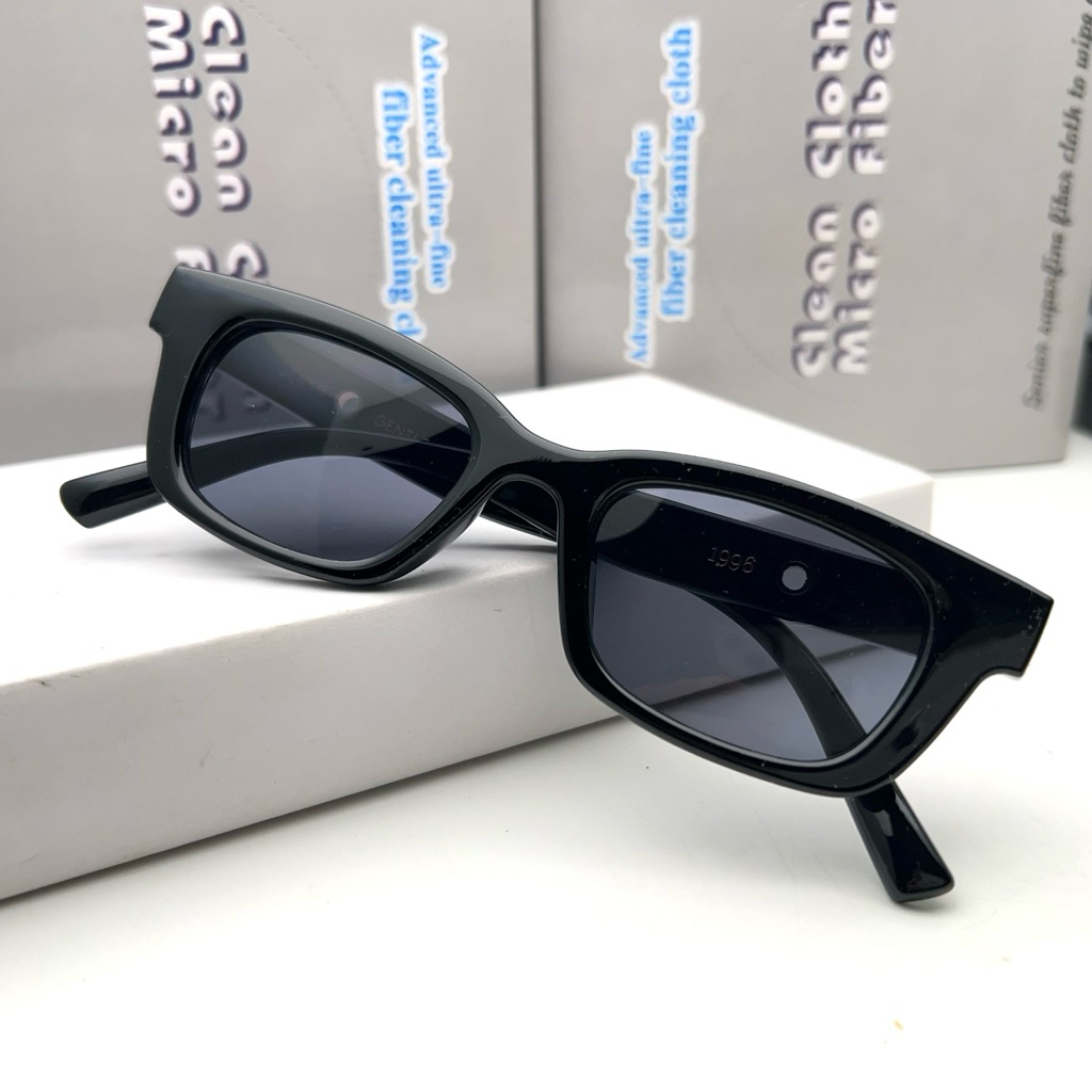 Kính mát Jennie 1996 Black nữ thời trang