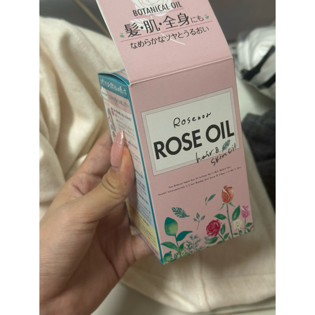 Rose oil dưỡng tóc