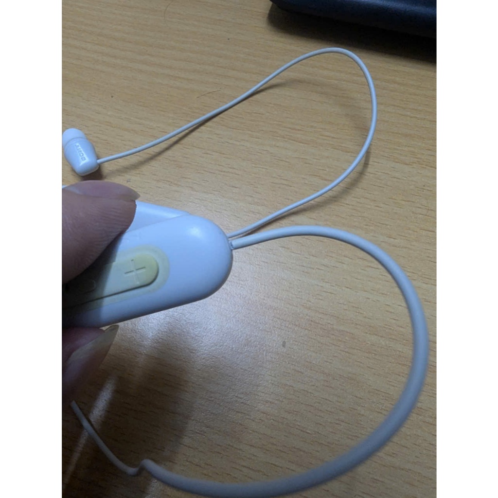 Tai nghe Bluetooth Sony WI-C100 – In-ear không dây