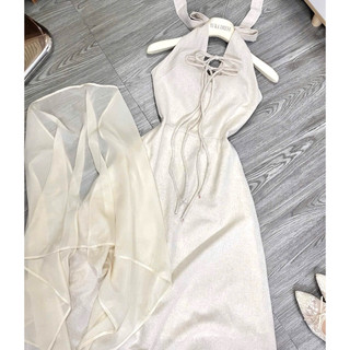 ĐẦM TAY BỒNG CỔ YẾM