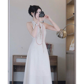 ĐẦM TAY BỒNG CỔ YẾM