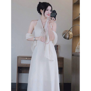 ĐẦM TAY BỒNG CỔ YẾM