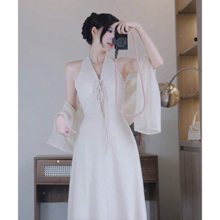 ĐẦM TAY BỒNG CỔ YẾM