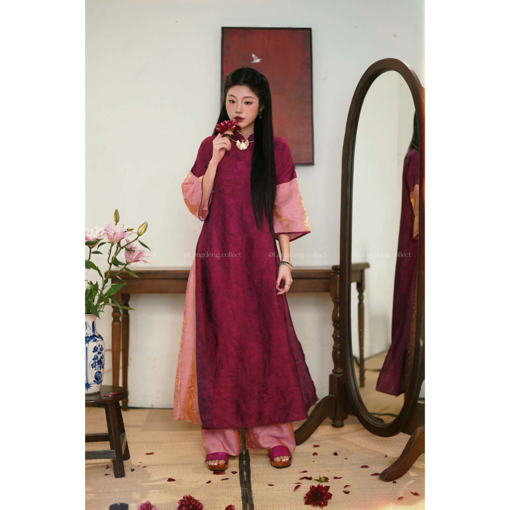 Áo Dài Bát Đàn - Lengdeng.Collect | Áo dài dáng suông cách tân màu hồng đậm phối hồng hoa chìm Lèng Dèng