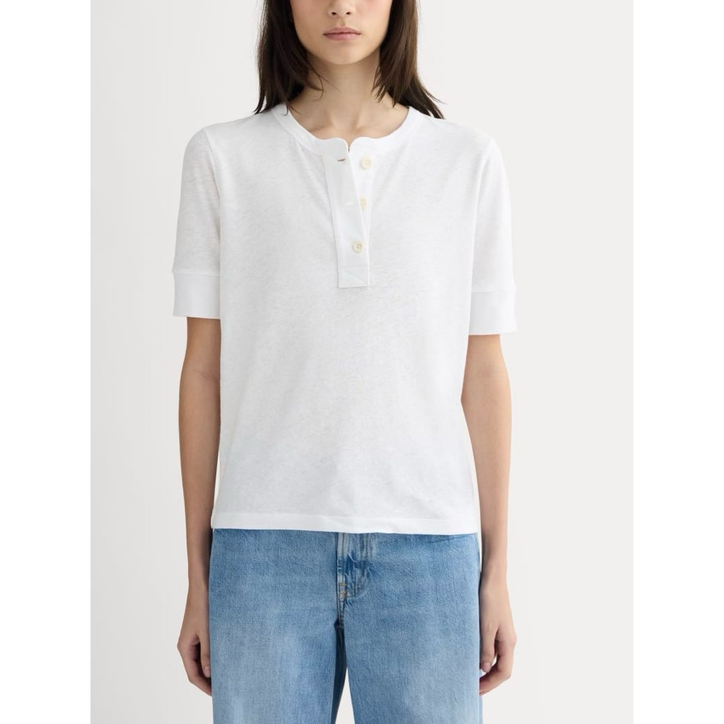 Áo thun cài nút hiệu Everlane