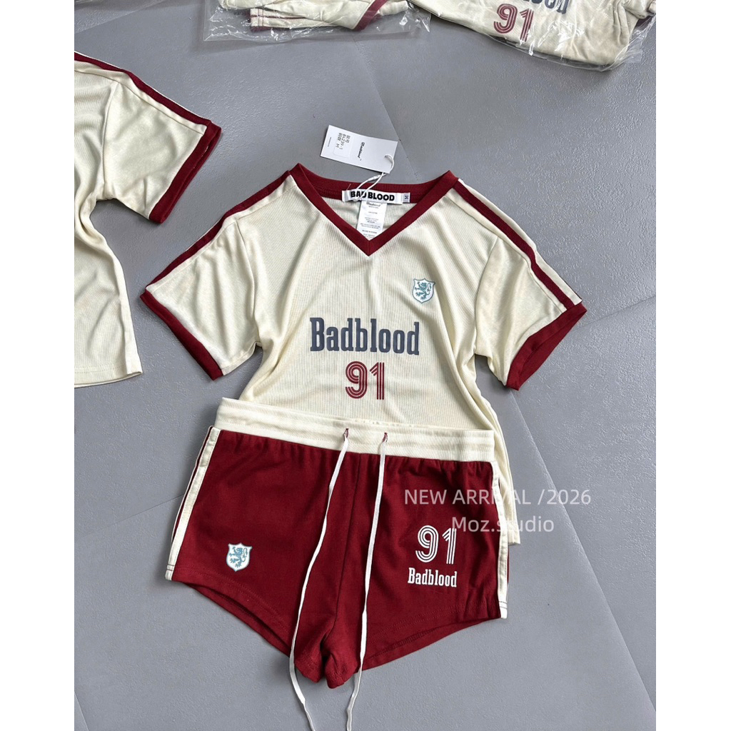 QCL1 9592 Set bad áo thun cộc cổ tim quần sooc cạp chun dây rút siêu hot xịn sò