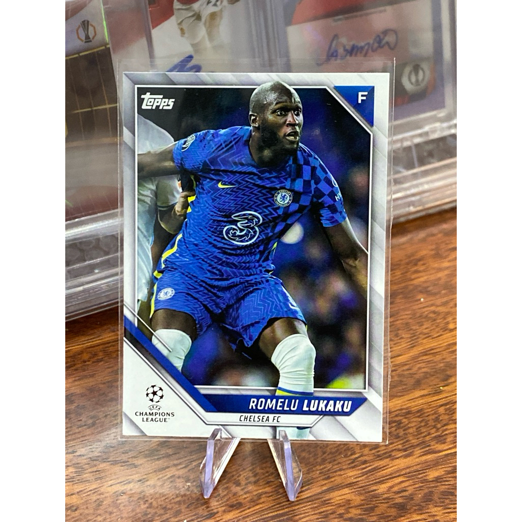 Thẻ Cầu Thủ Romelu Lukaku Topps UEFA Club Competitions 2022 Chelsea Base Bản Nhật #184