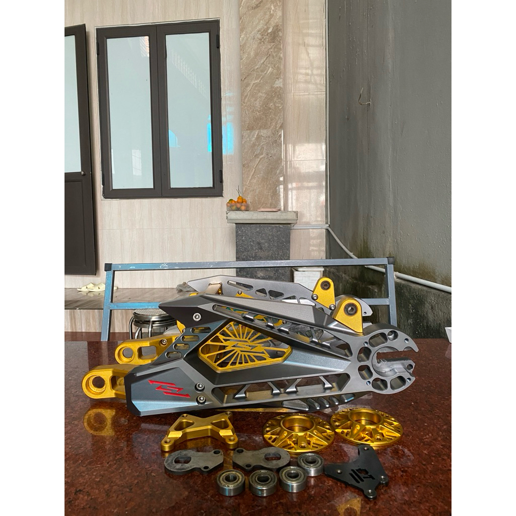 Gắp cnc v2 real 2024 hàng lướt (ĐỌC MÔ TẢ)