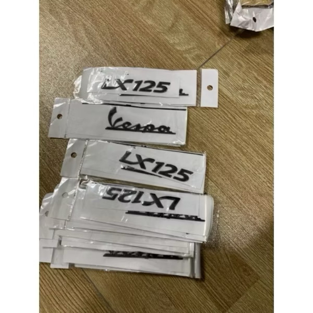 Tem chữ nổi xe Vespa Lx125