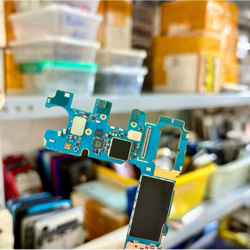 Main Samsung Galaxy A8 Star / 2018 ( G885F ) Zin Full Chức Năng ( Sim , Sạc , Wifi ,… ) Hàng Cao Cấp