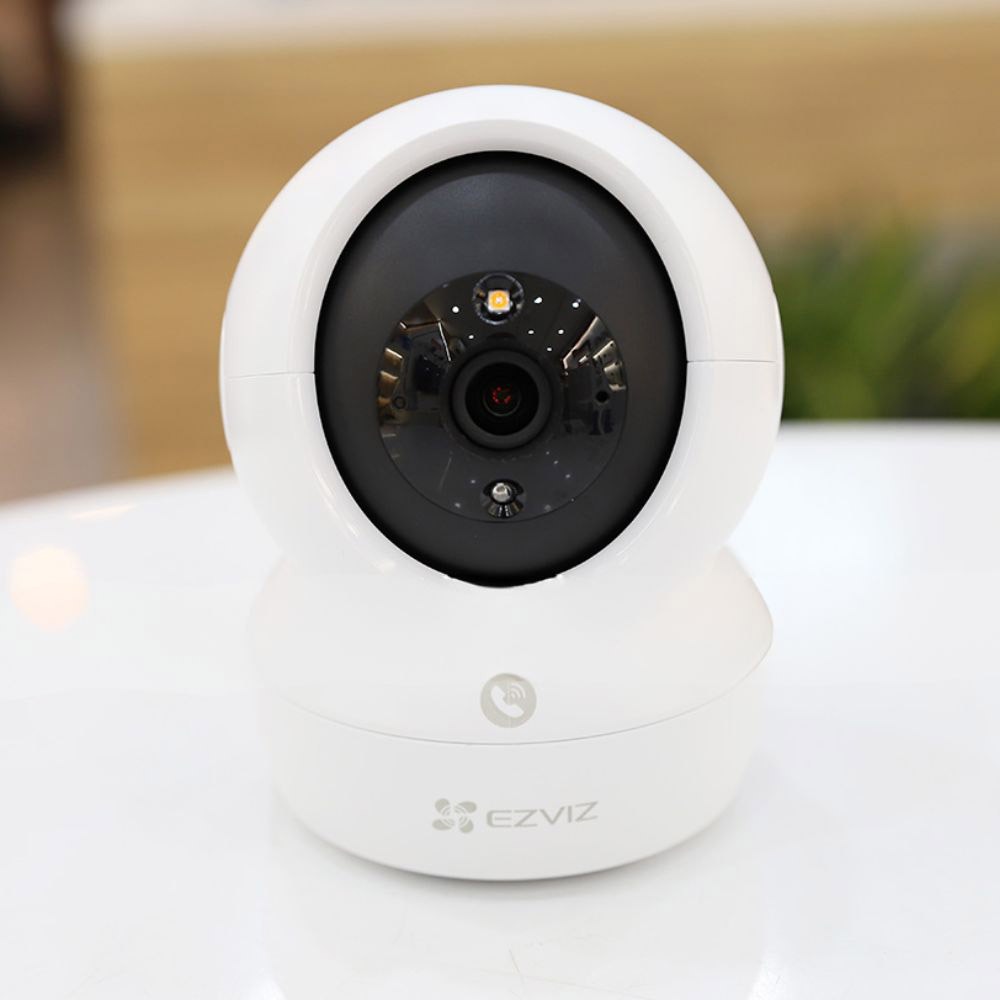 H6C 8MP - EZVIZ - Camera WIFI Siêu nét Thông minh trong nhà  quay quét 360 - Bảo hành chính hãng 2 n