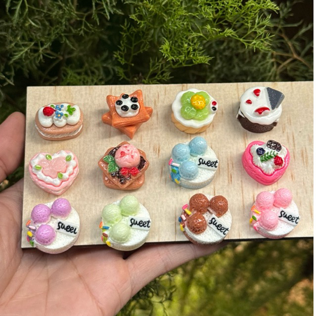 Bộ Bánh Mô hình kich thước 3 Cm Dùng trang trí nhà búp bê