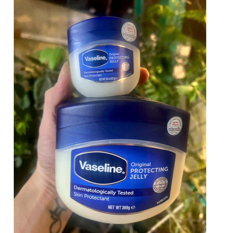 Sáp dưỡng ẩm #Vaseline 𝟏𝟎𝟎% 𝐏𝐮𝐫𝐞 𝐏𝐞𝐭𝐫𝐨𝐥𝐞𝐮𝐦 𝐉𝐞𝐥𝐥𝐲 𝐎𝐫𝐢𝐠𝐢𝐧𝐚𝐥