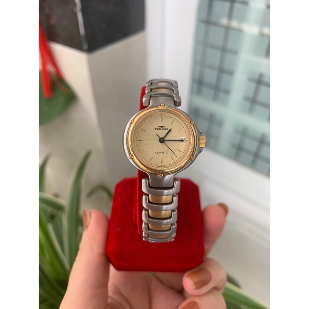Đồng hồ Thụy Sĩ Technos